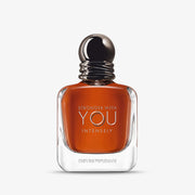 Parfümprobe Armani Stronger With You Intensely – süß-würziger Herrenduft mit Toffee, Zimt, Vanille und Tonkabohne.